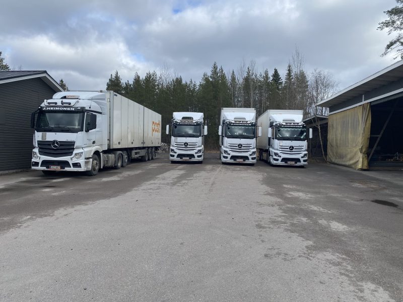 Jyrki Heinonen Oy – J. Heinonen kuljetuskalusto Ylivieskassa